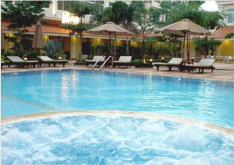 Angkor Riviera Hotel Siem Reap Dış mekan fotoğraf