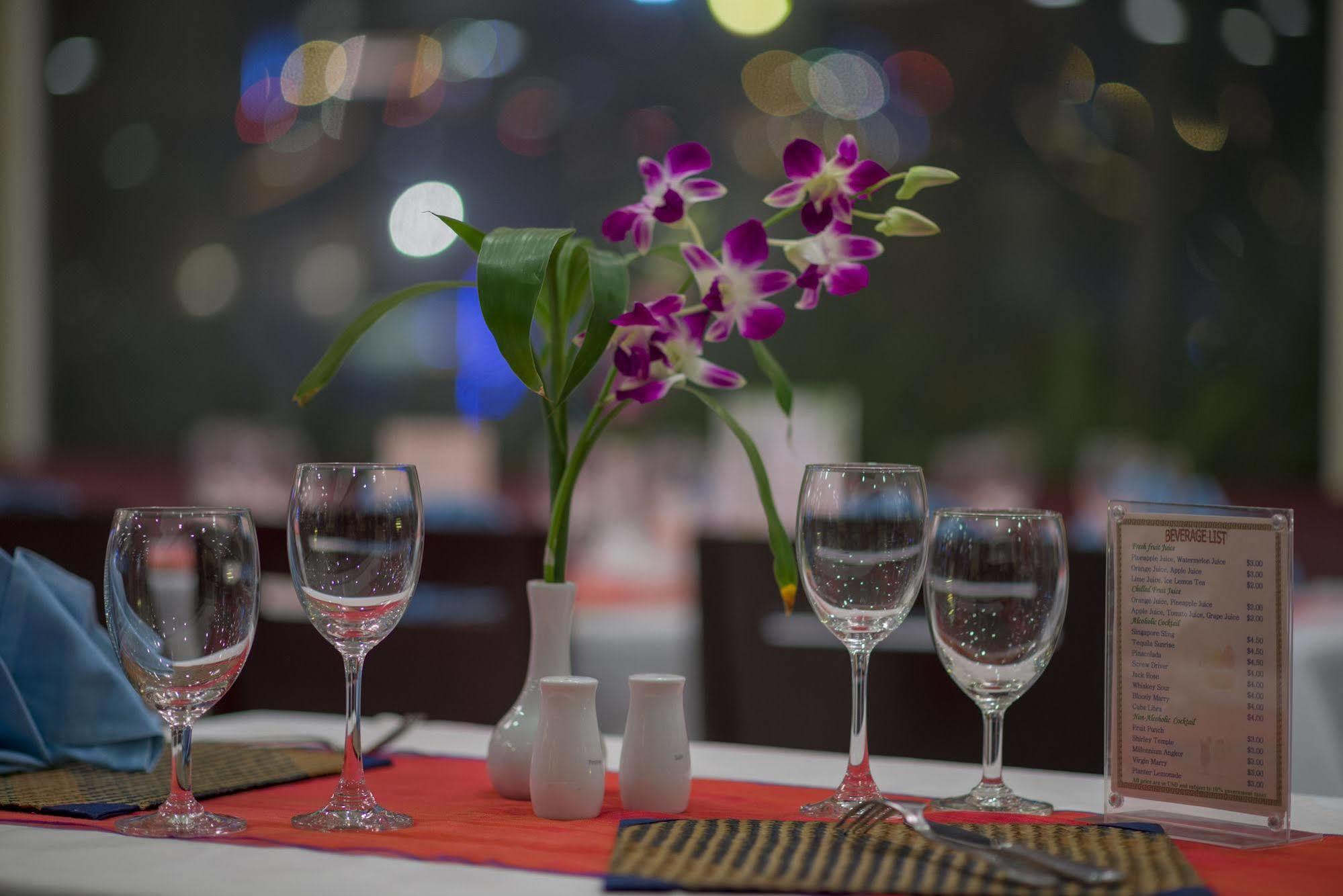 Angkor Riviera Hotel Siem Reap Dış mekan fotoğraf