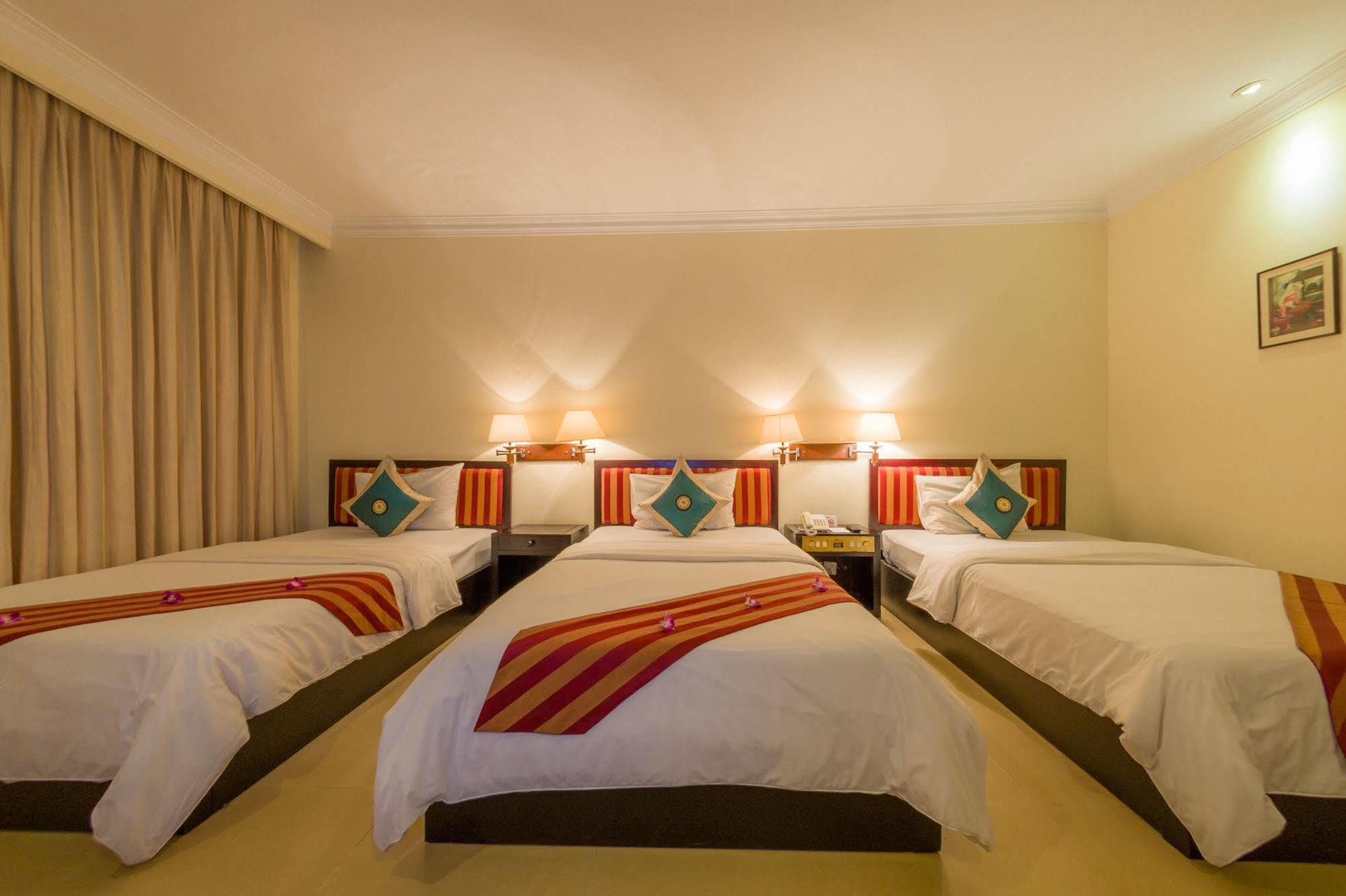 Angkor Riviera Hotel Siem Reap Dış mekan fotoğraf