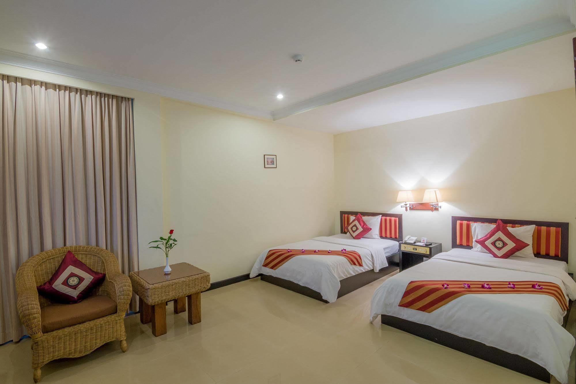 Angkor Riviera Hotel Siem Reap Dış mekan fotoğraf